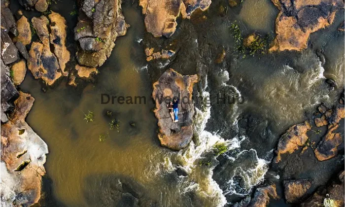 Wedding Pictures Studio